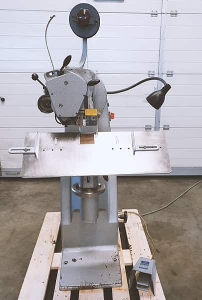 Hohner Favorit Stitching machine